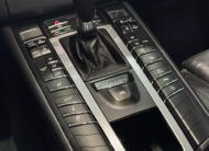 PORSCHE Macan Sport