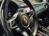 PORSCHE Macan Sport