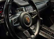 PORSCHE Macan Sport