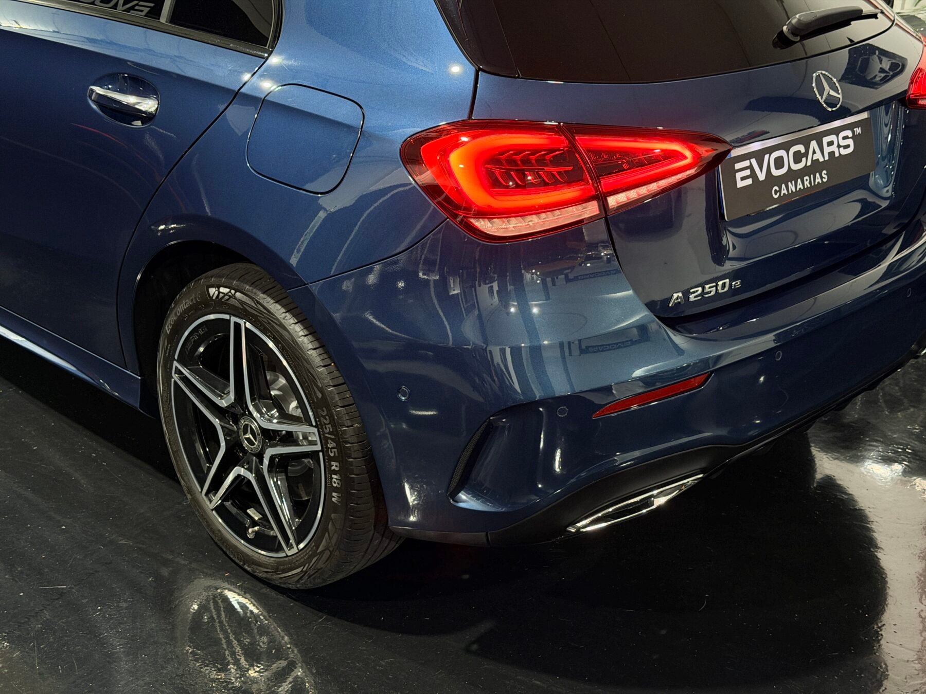 MERCEDES-BENZ Clase a A250E