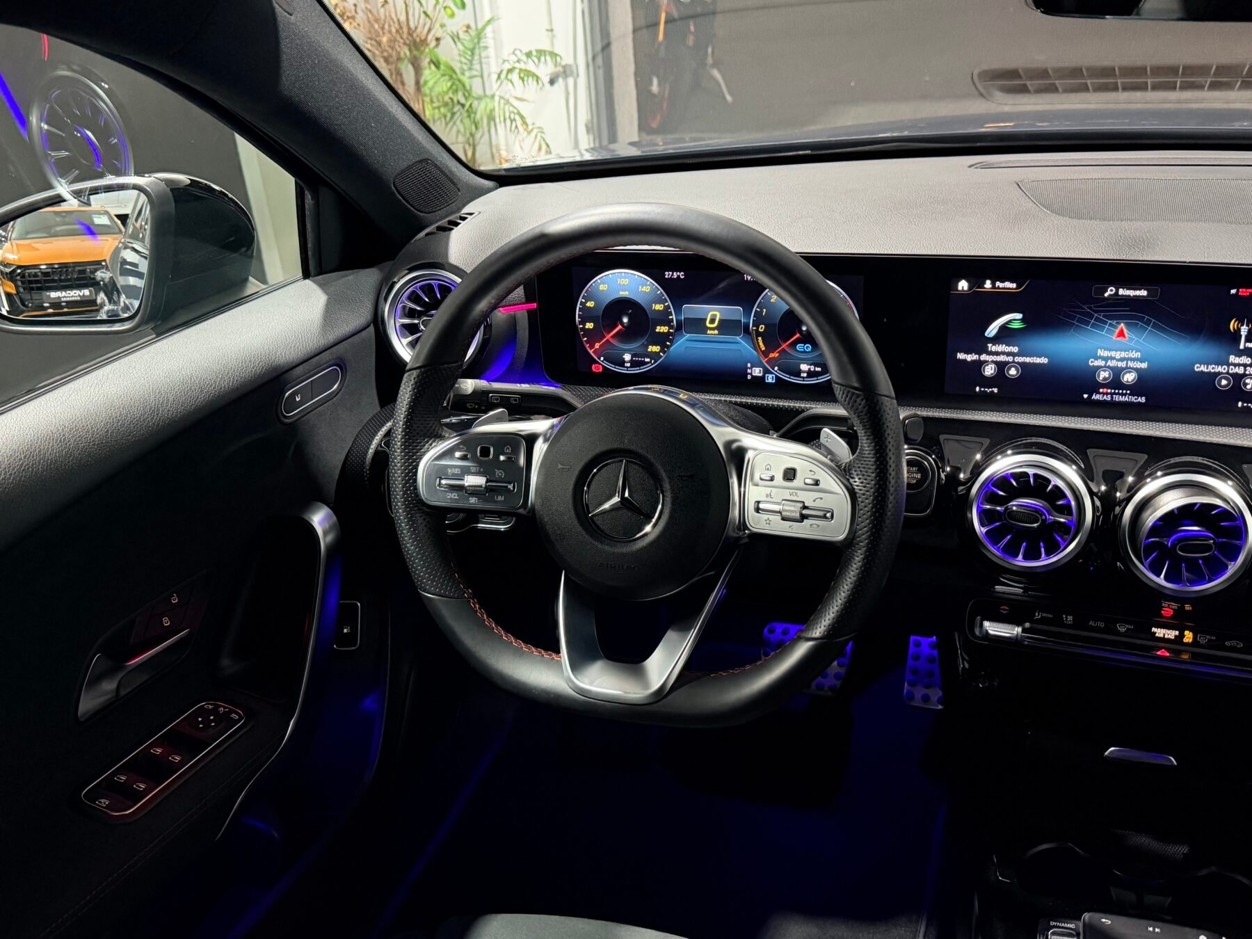 MERCEDES-BENZ Clase a A250E