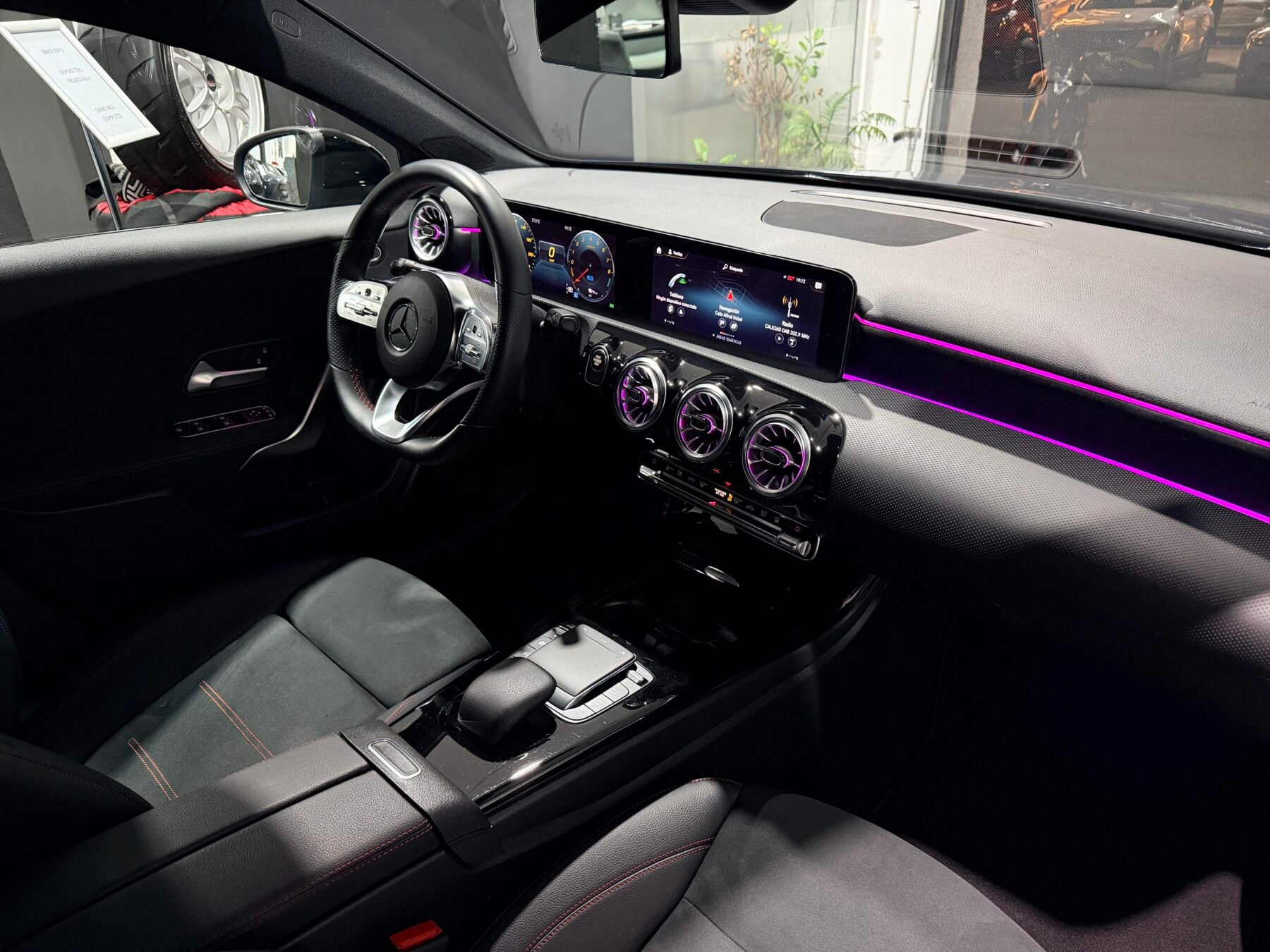 MERCEDES-BENZ Clase a A250E