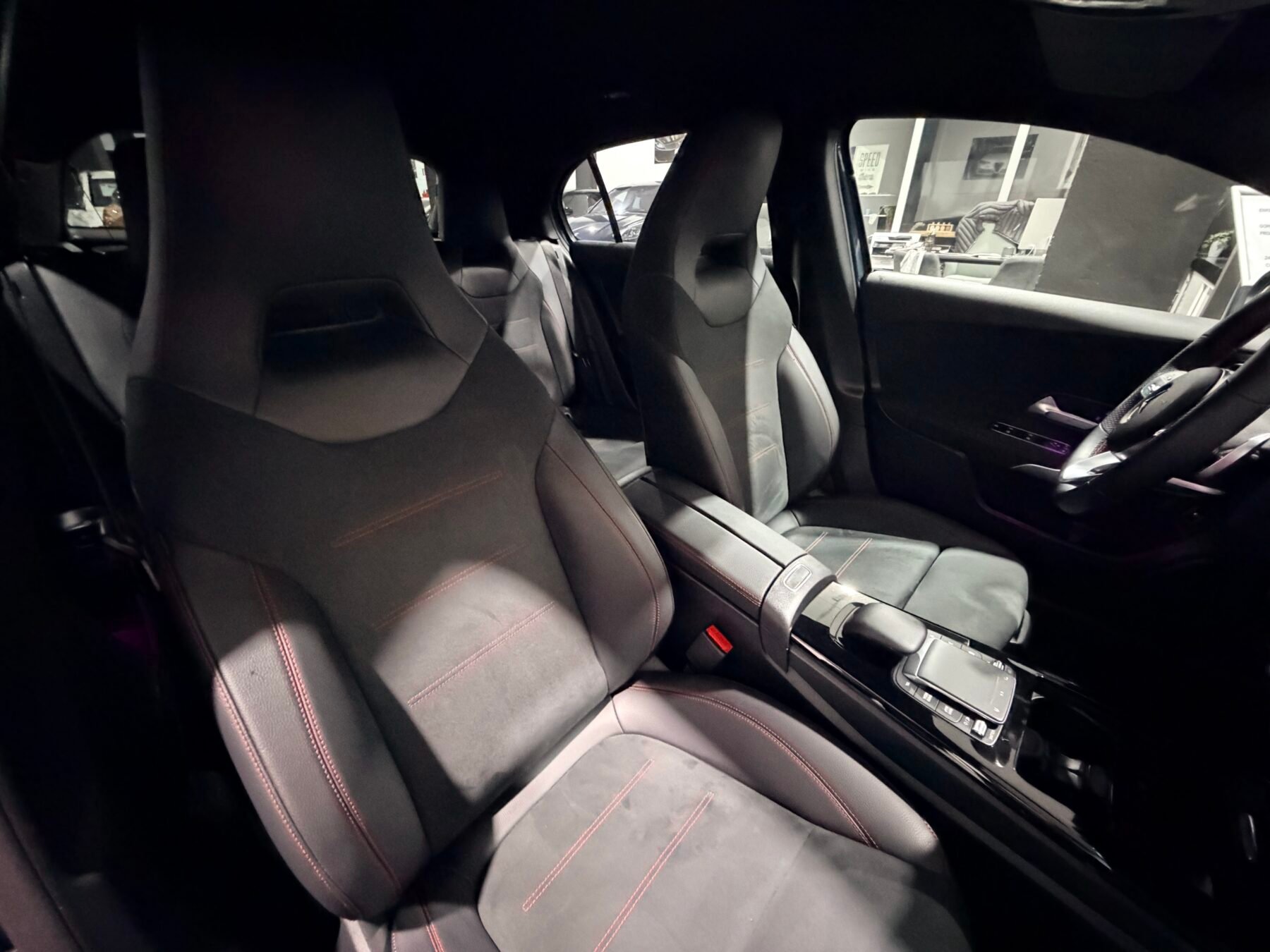 MERCEDES-BENZ Clase a A250E