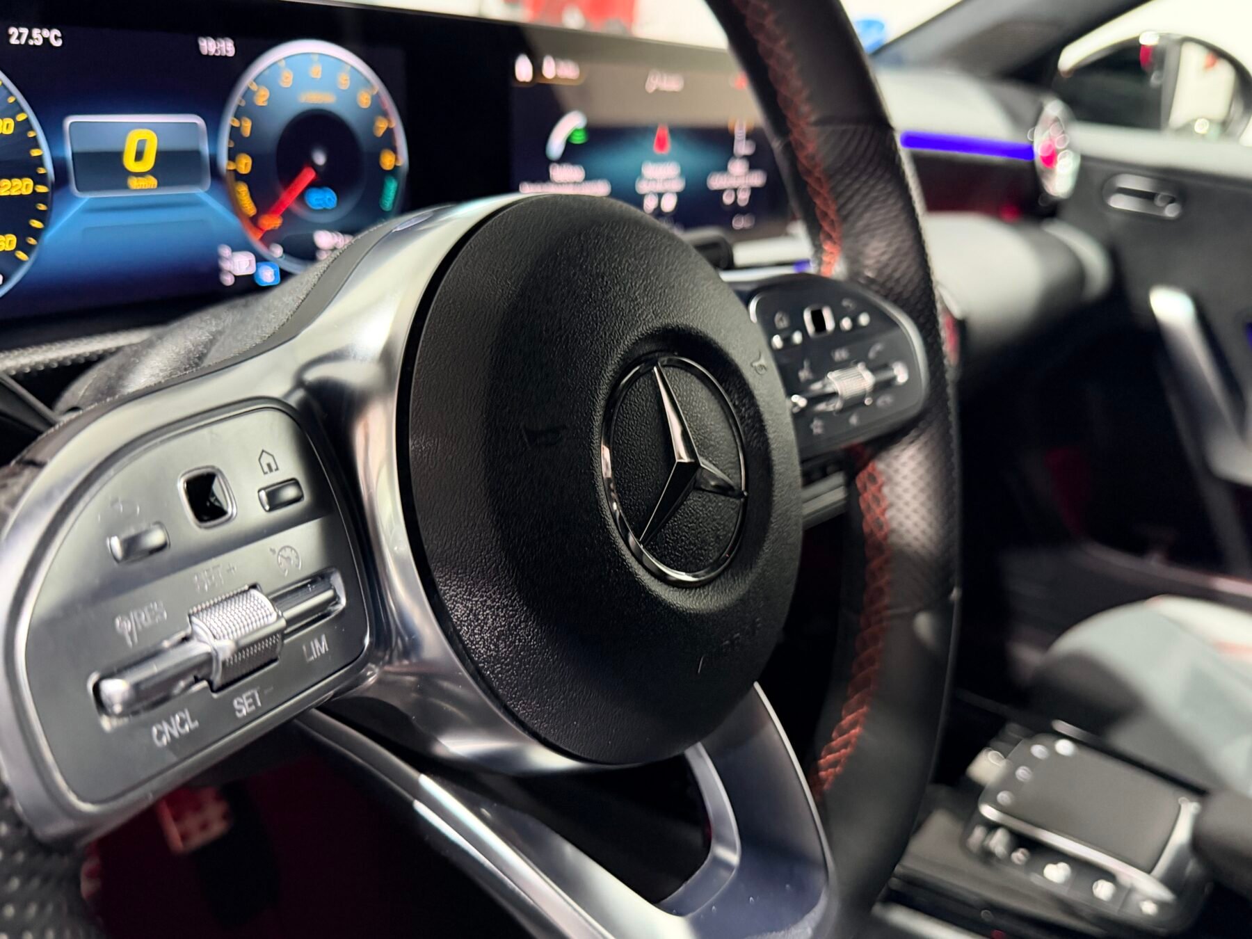 MERCEDES-BENZ Clase a A250E