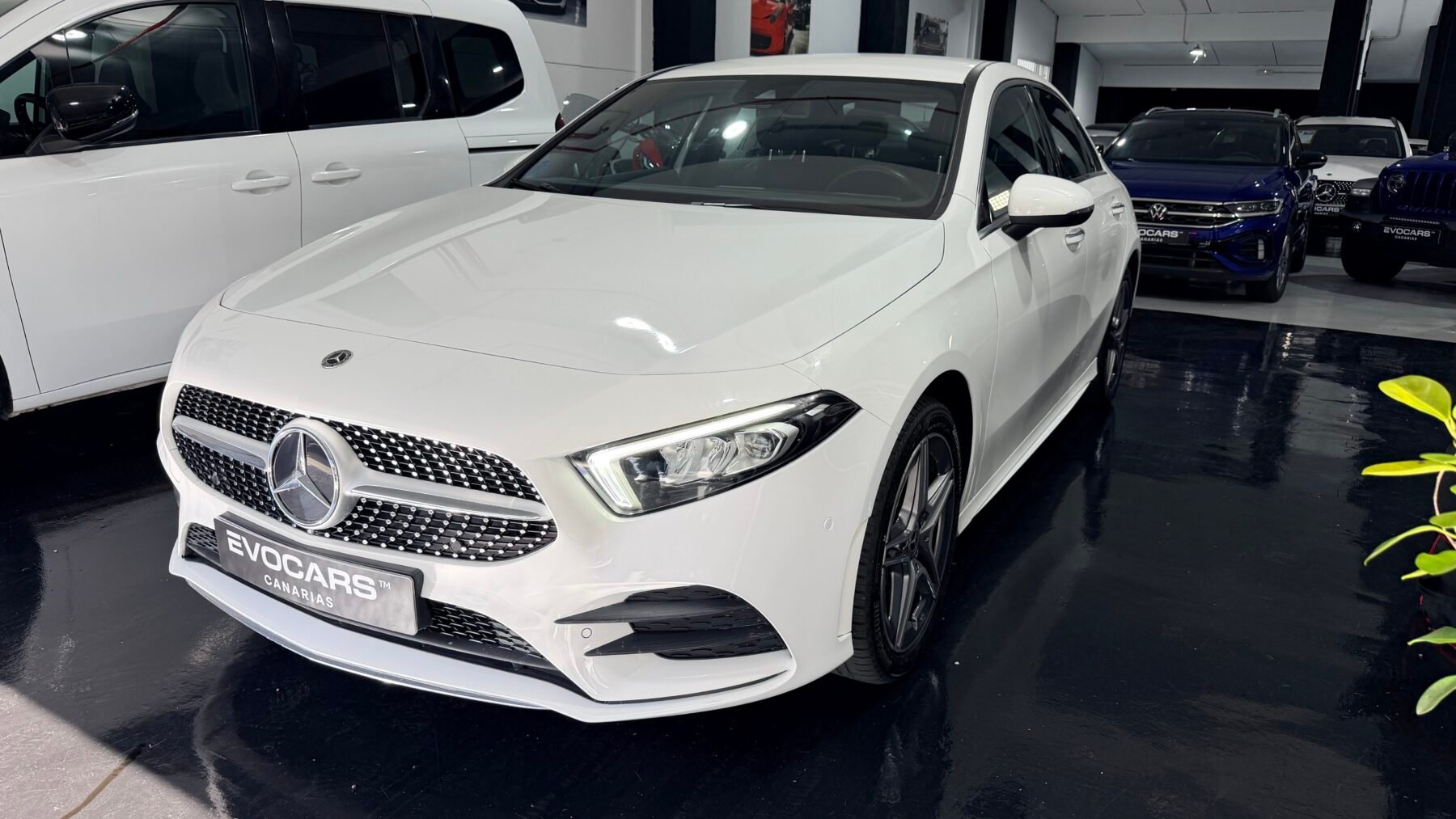 MERCEDES-BENZ Clase a SEDAN AMG