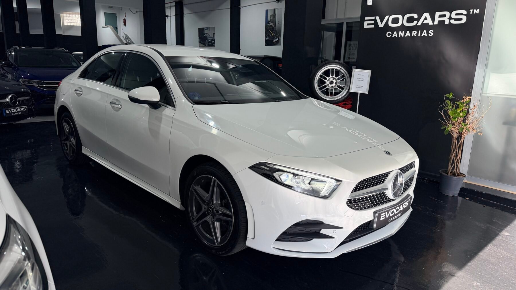 MERCEDES-BENZ Clase a SEDAN AMG