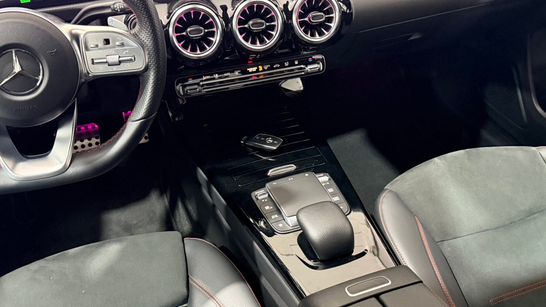 MERCEDES-BENZ Clase a SEDAN AMG