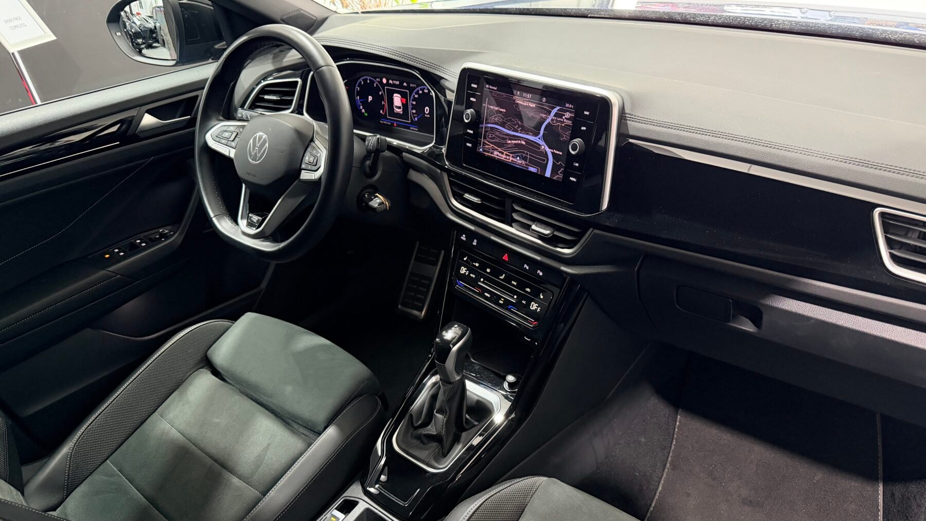 VOLKSWAGEN R-LINE DSG