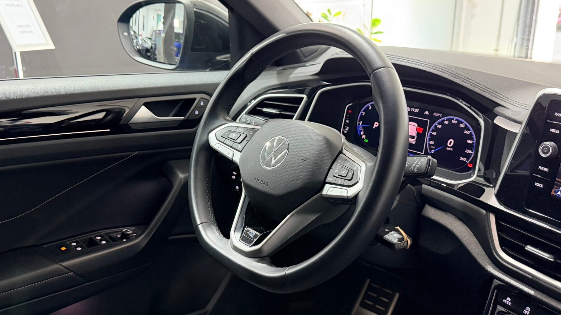 VOLKSWAGEN R-LINE DSG