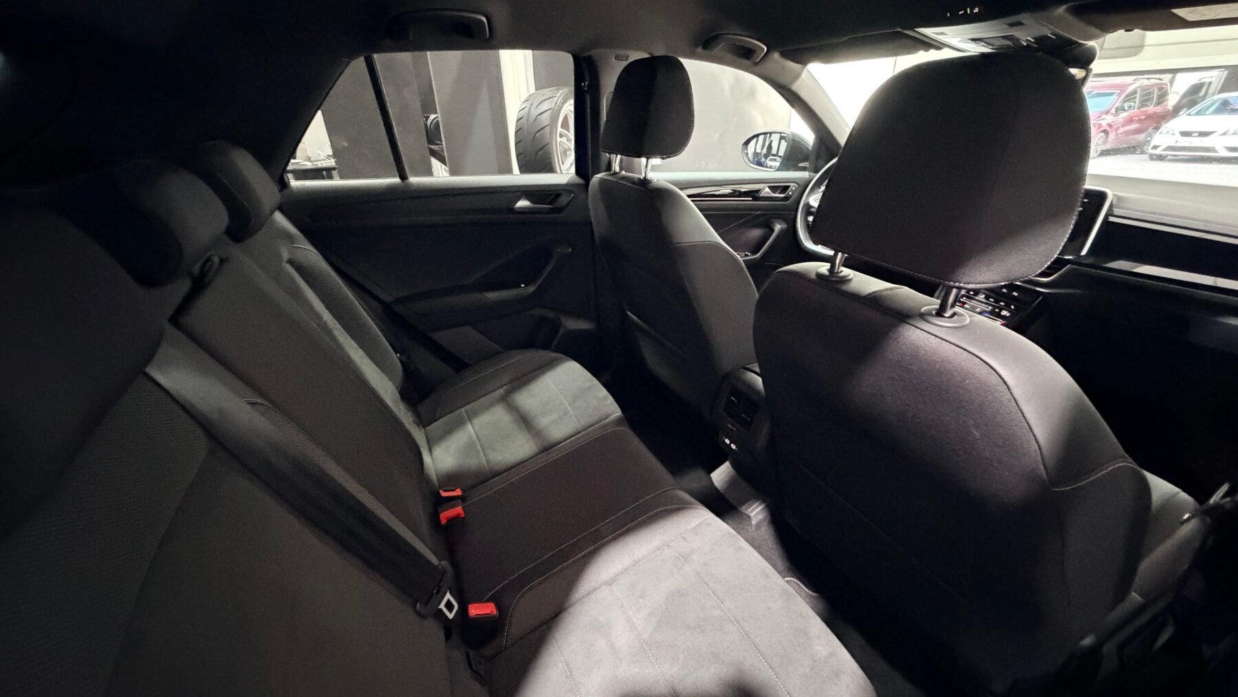 VOLKSWAGEN R-LINE DSG