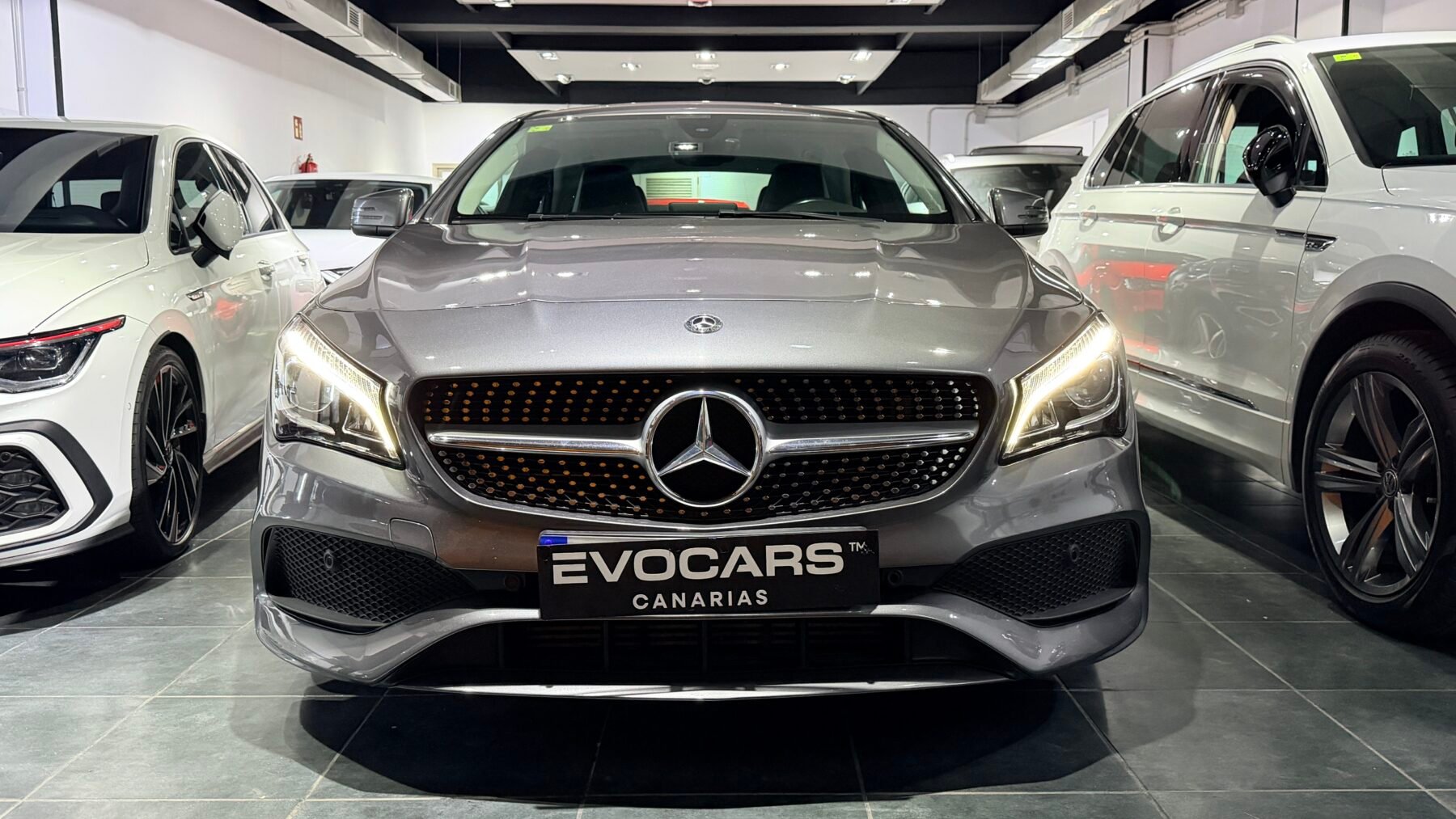 MERCEDES-BENZ CLA 200D AMG