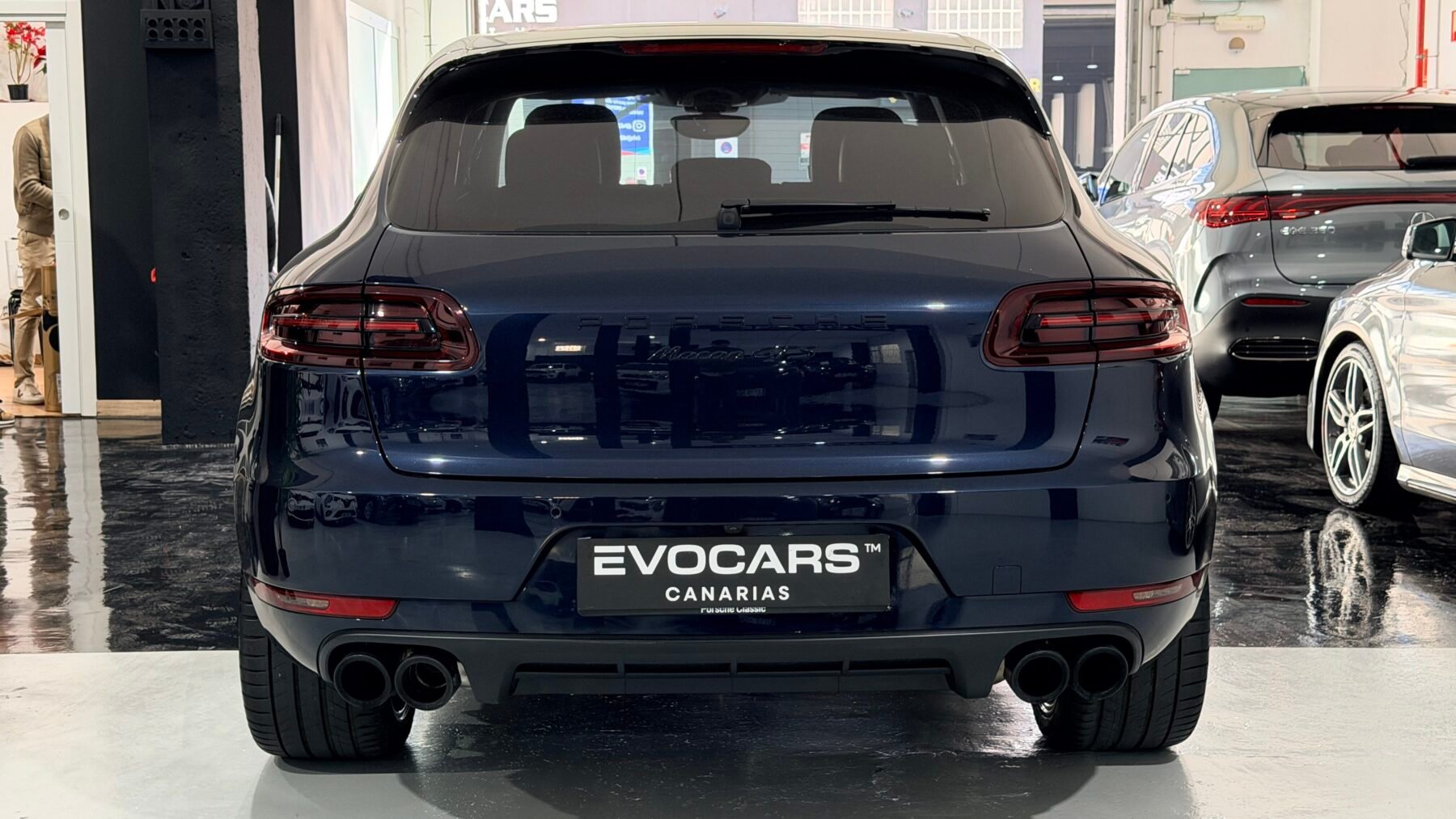PORSCHE Macan GTS