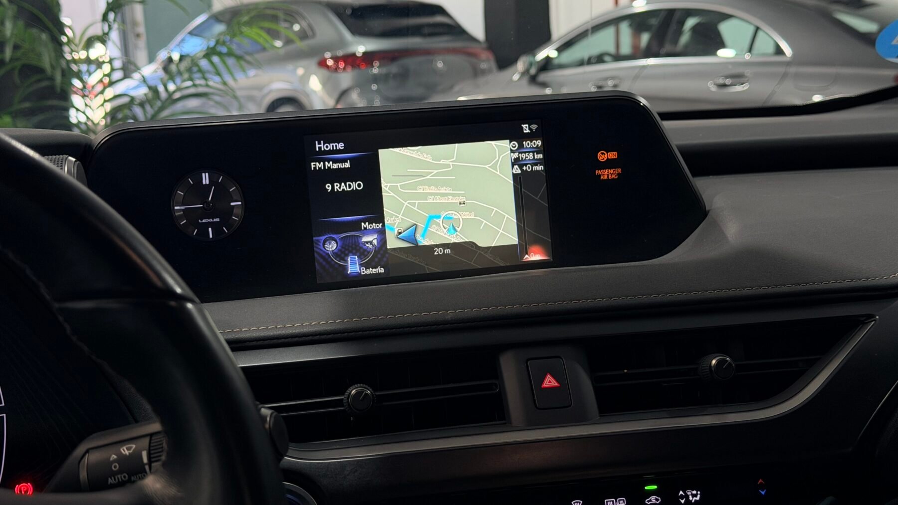 LEXUS 250H BUSINESS NAVI