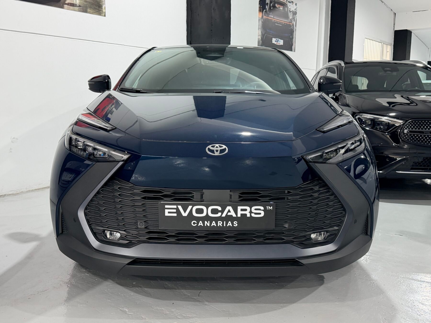 TOYOTA CHR ADVANCE