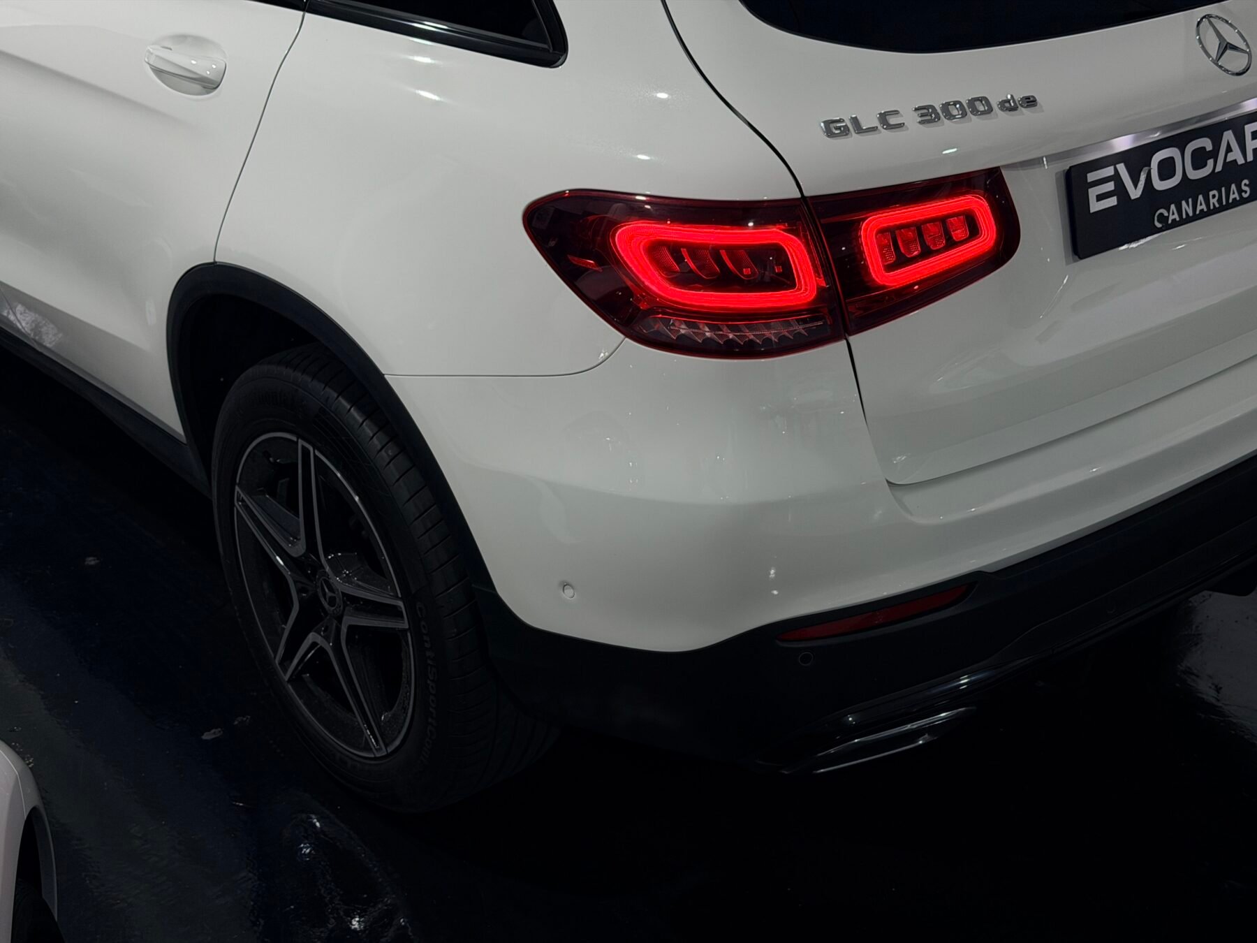 MERCEDES-BENZ GLC 300de