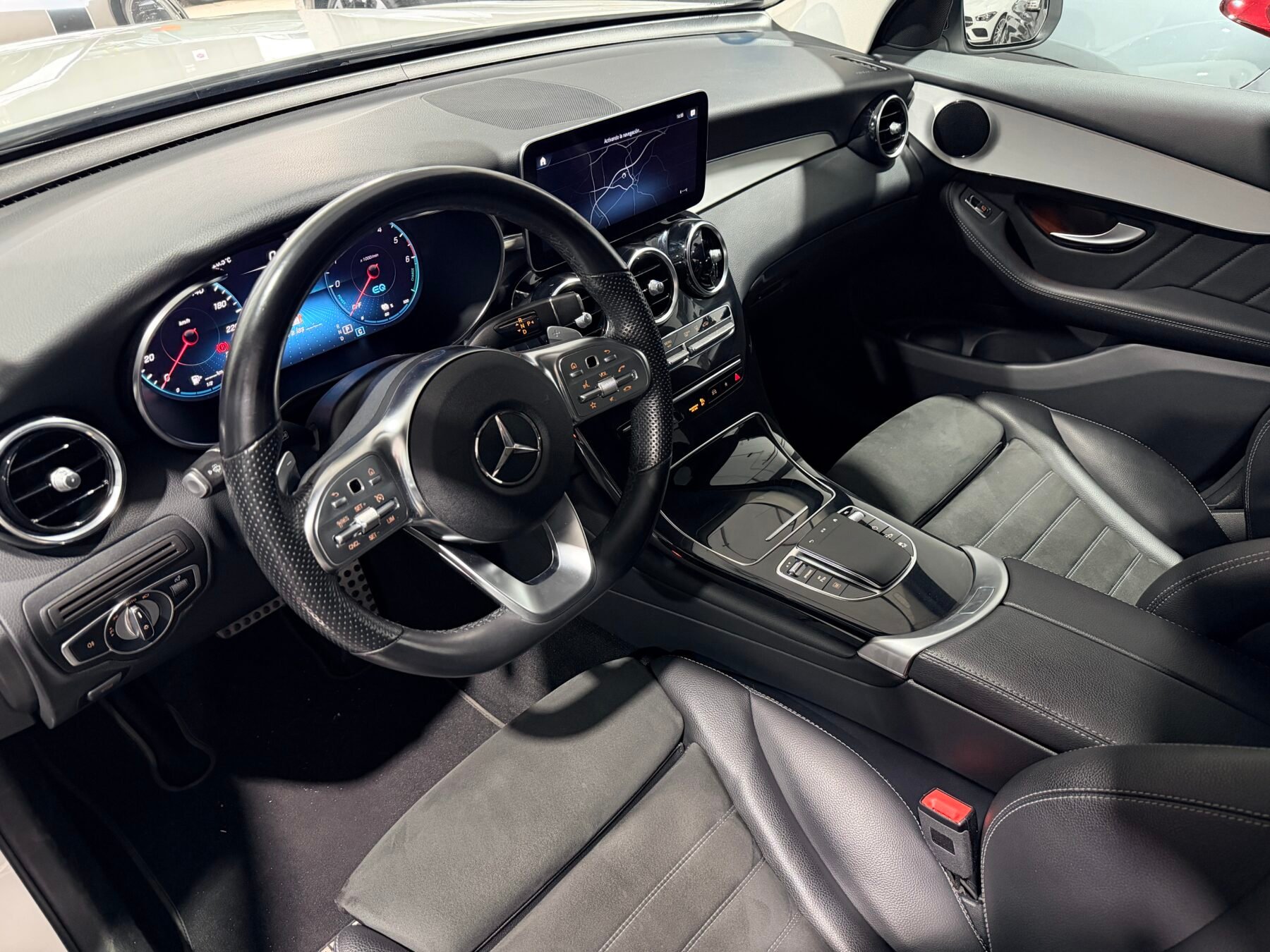MERCEDES-BENZ GLC 300de