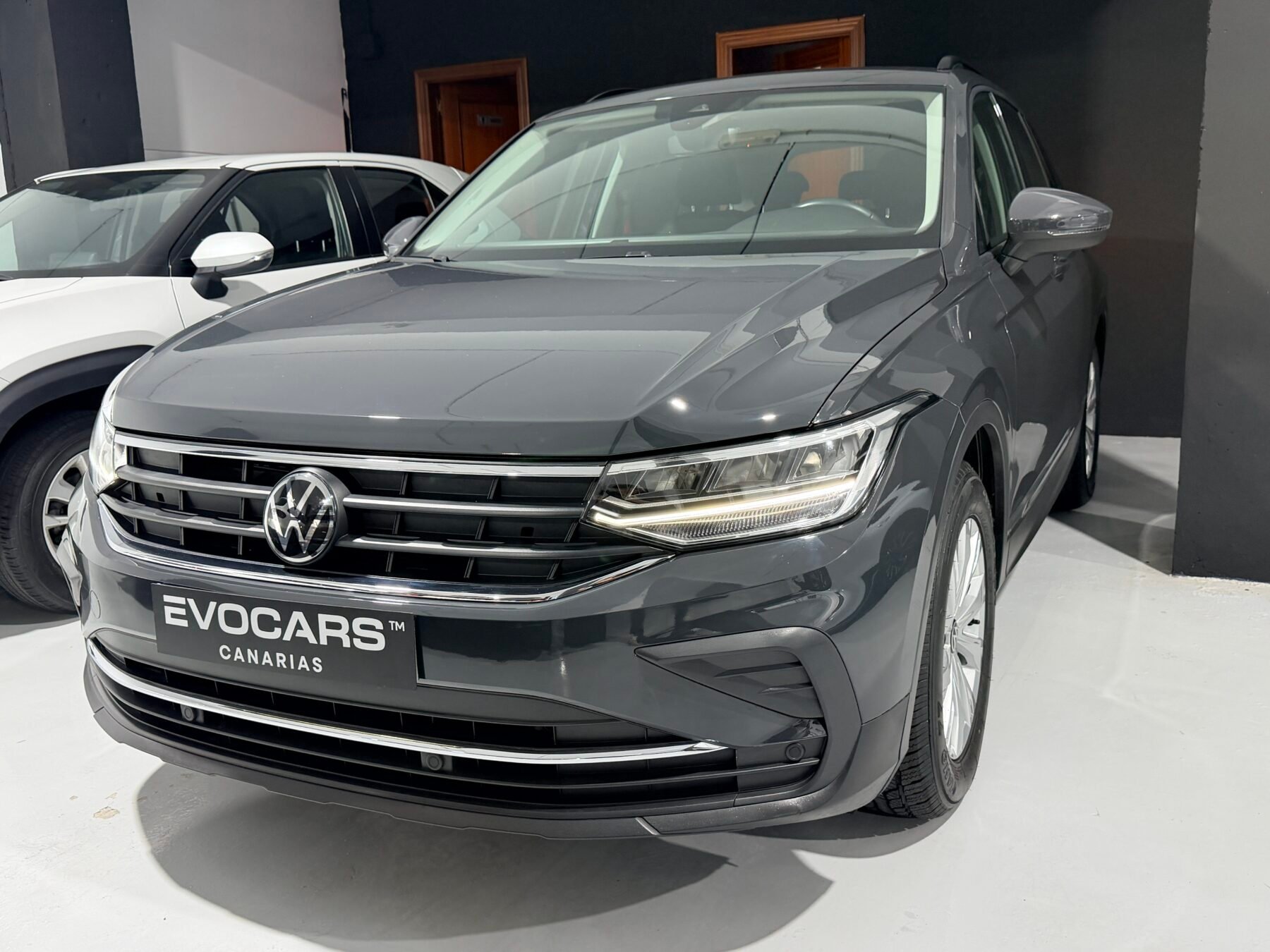 VOLKSWAGEN TIGUAN STYLE