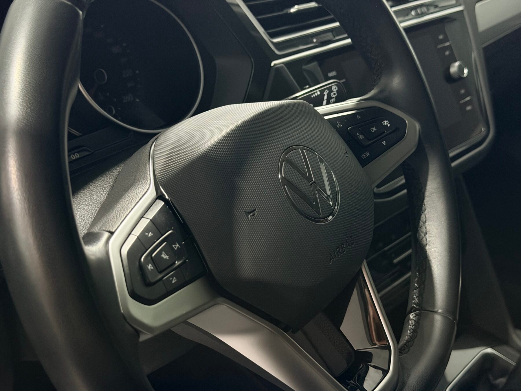 VOLKSWAGEN TIGUAN STYLE